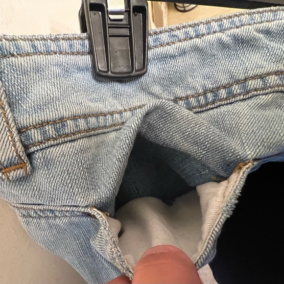 American Eagle Denim Shorts - Picture 3 of 7